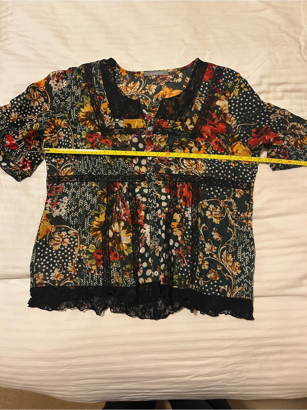 Floral Mixed-Print Short Sleeve Blouse - Black/Multicolor